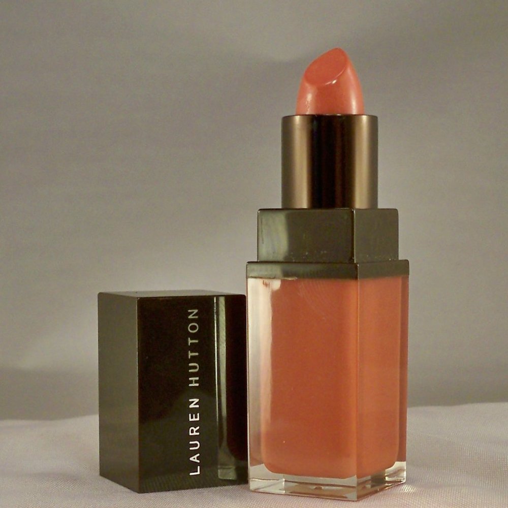 Lauren Hutton Aqua Elements Aqua Plump Lipstick Shade #1  3.5g e 0.12oz